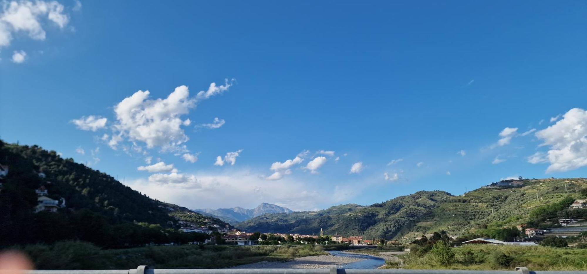 Apartmán Mare Blu Ventimiglia Exteriér fotografie