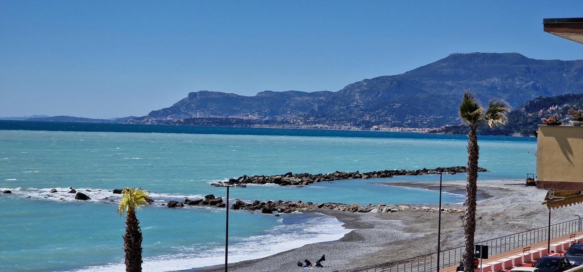 Apartmán Mare Blu Ventimiglia Exteriér fotografie