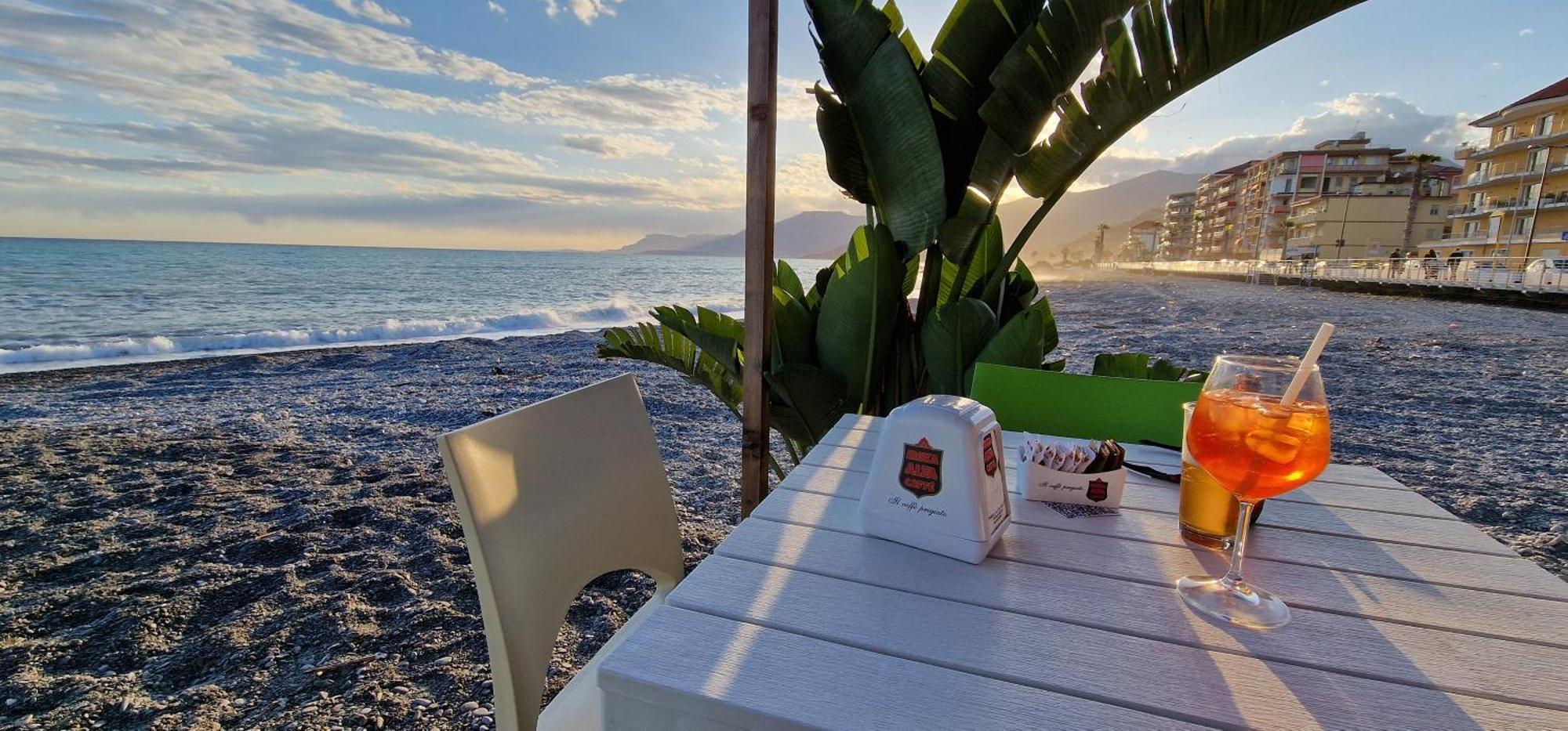 Apartmán Mare Blu Ventimiglia Exteriér fotografie